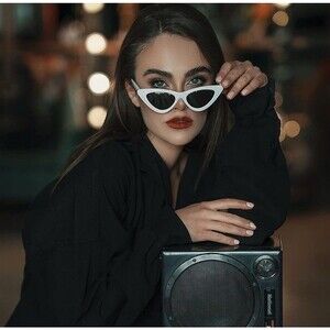 Cat Eye Sunglasses Women Vintage Goggles Plastic Frame Sunglasses Fashion Shades